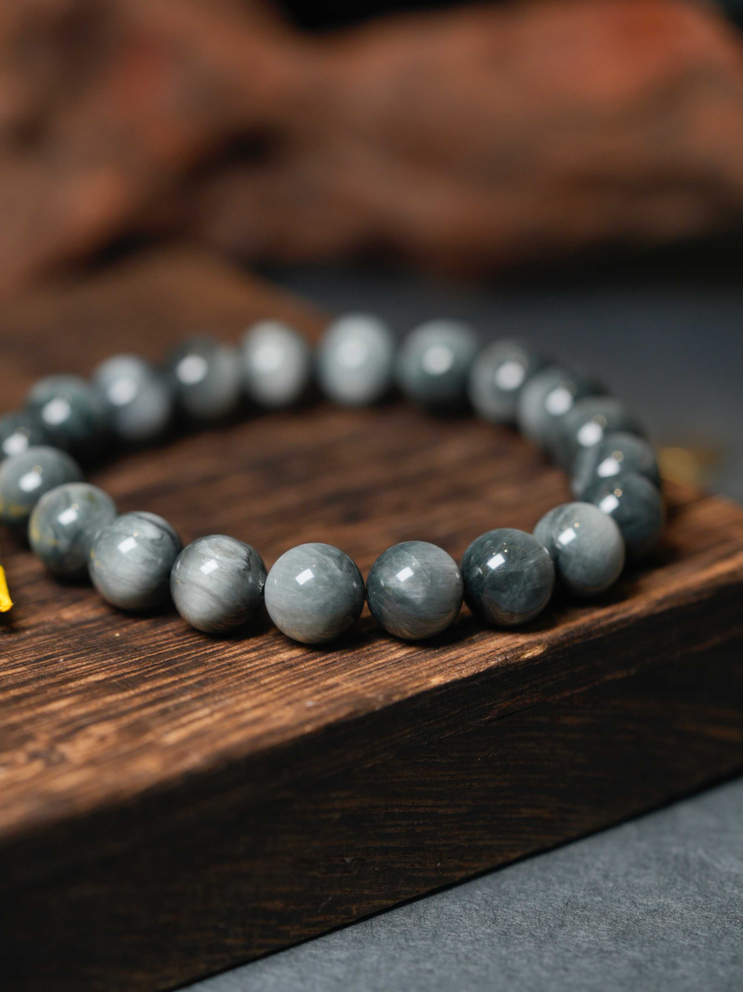 Natural Hawk's Eye Stone Wealth-Attracting Bracelet