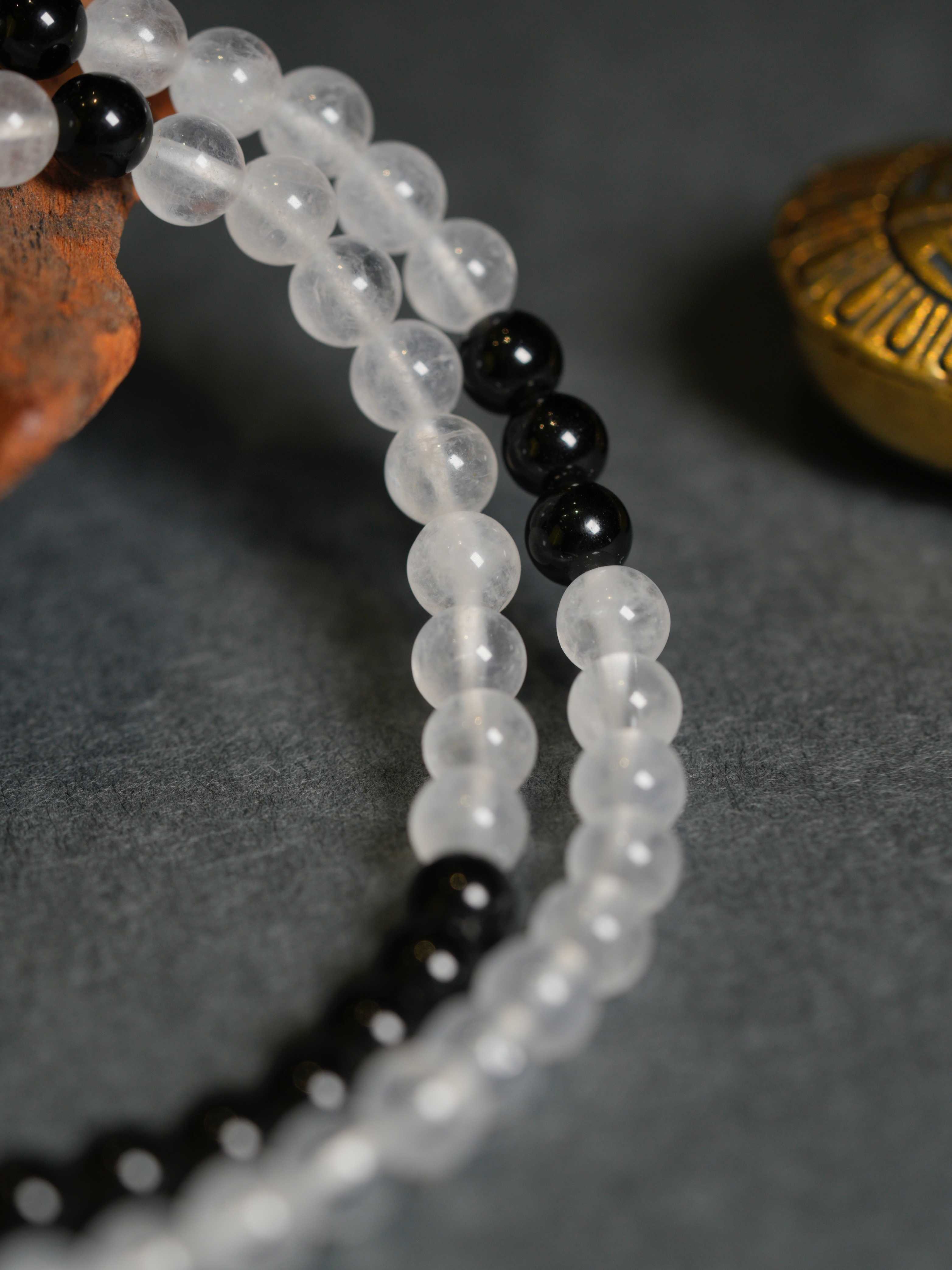 Tai Chi Yin-Yang Harmony Prayer Bracelet