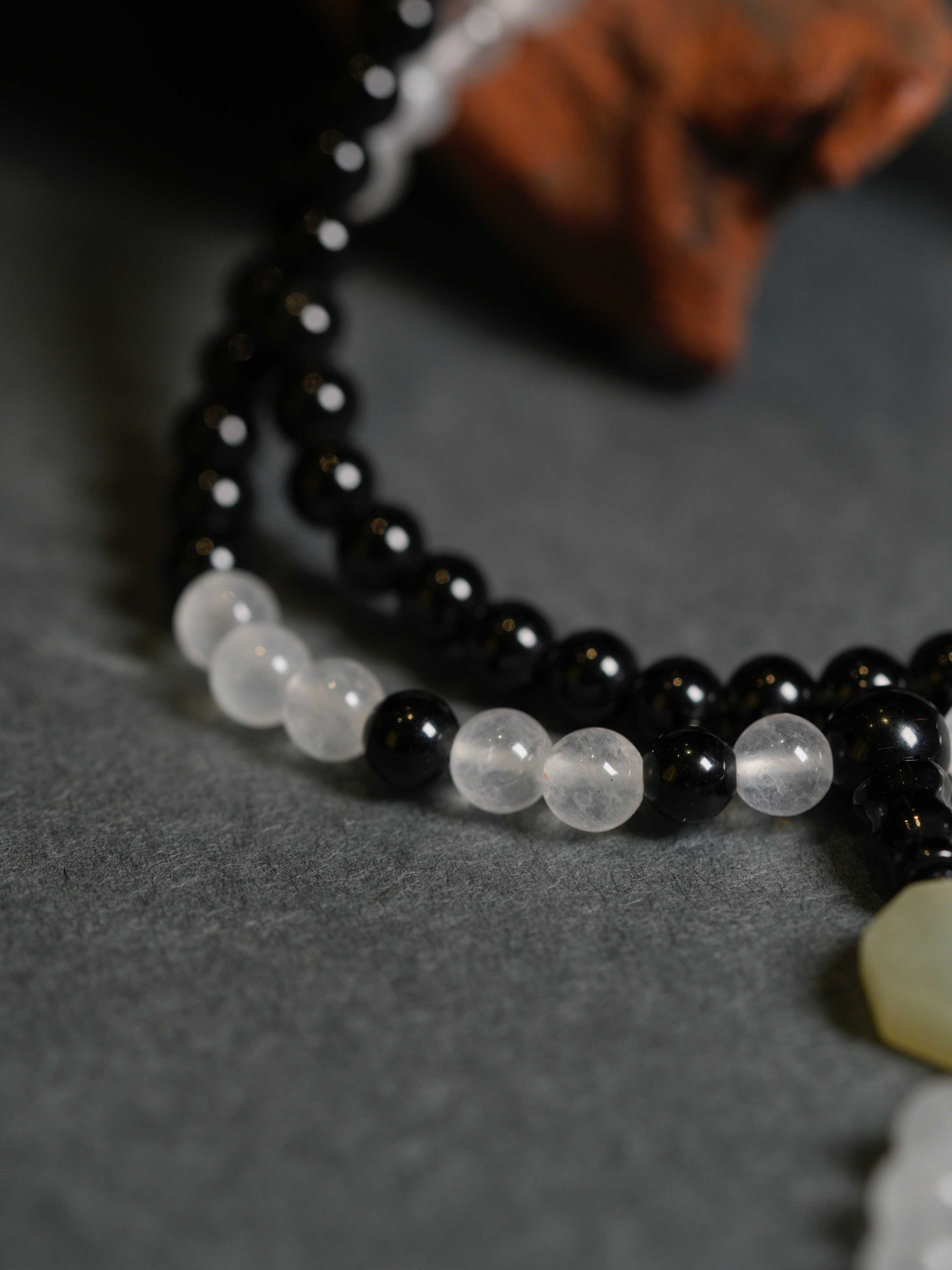 Tai Chi Yin-Yang Harmony Prayer Bracelet