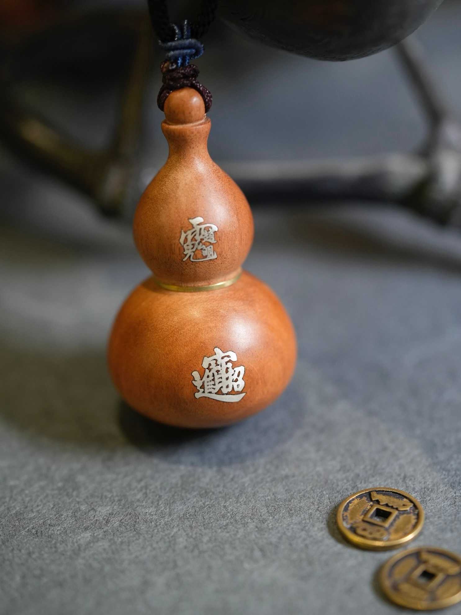 Natural Jujube Wood Silver-Inlaid Thunder God Gourd Pendant